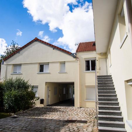 Appartement 1-4 Pers - Proche Paris, Cdg, Grand Paris Arena - A L'Ombre Du Pin "5" Le Pin  Eksteriør billede