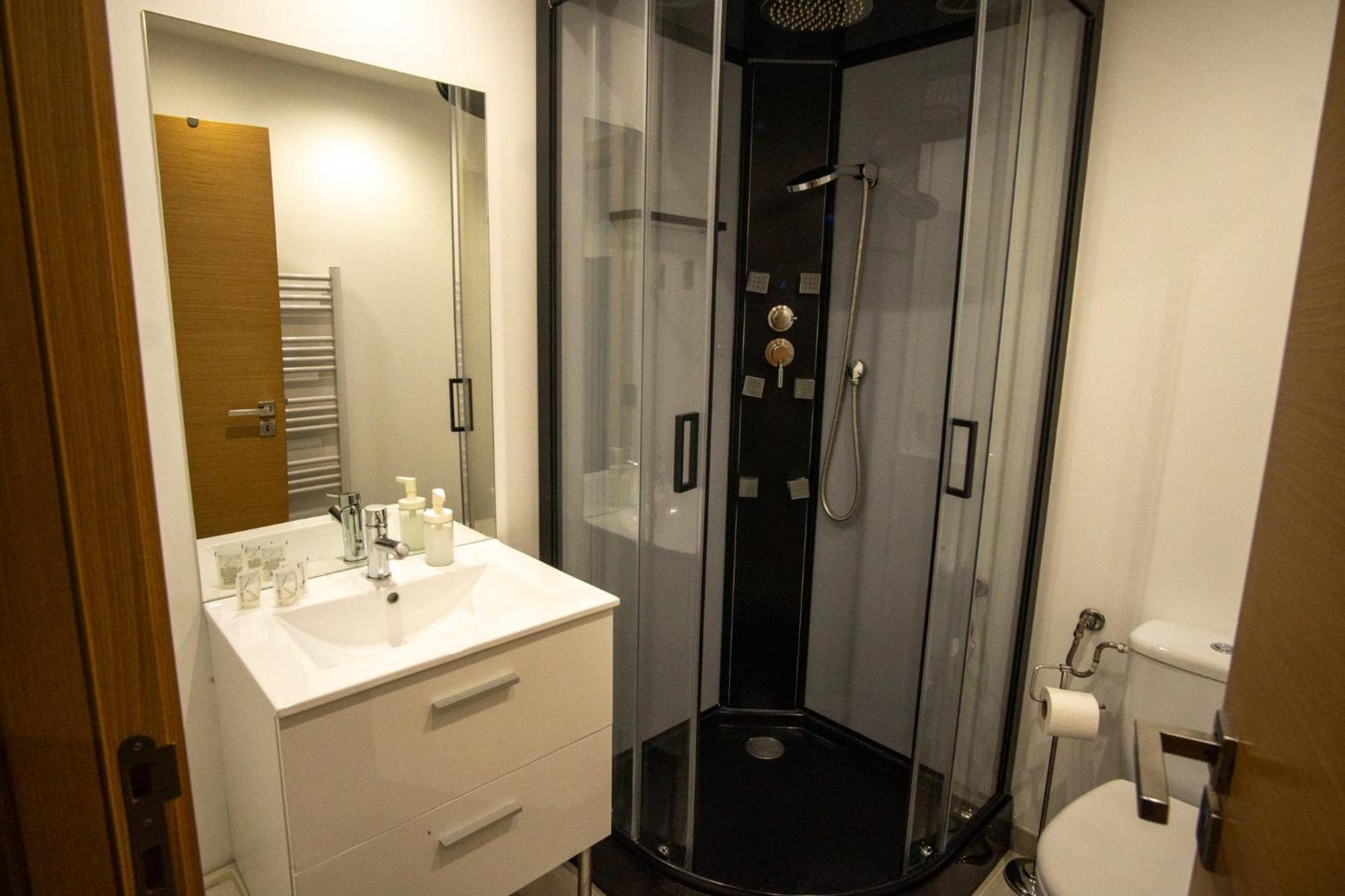 Appartement 1-4 Pers - Proche Paris, Cdg, Grand Paris Arena - A L'Ombre Du Pin "5" Le Pin  Eksteriør billede
